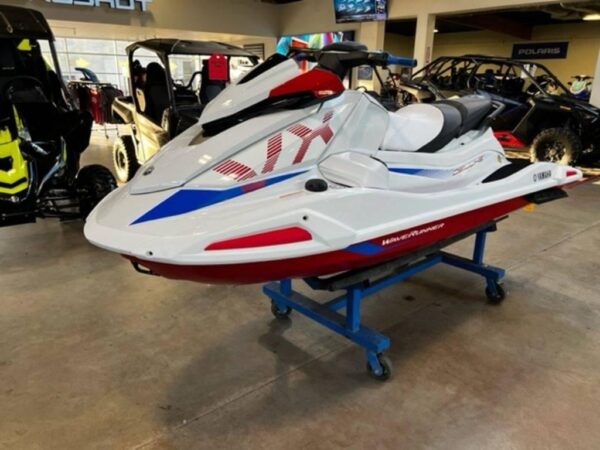 Yamaha VX Deluxe - Image 3